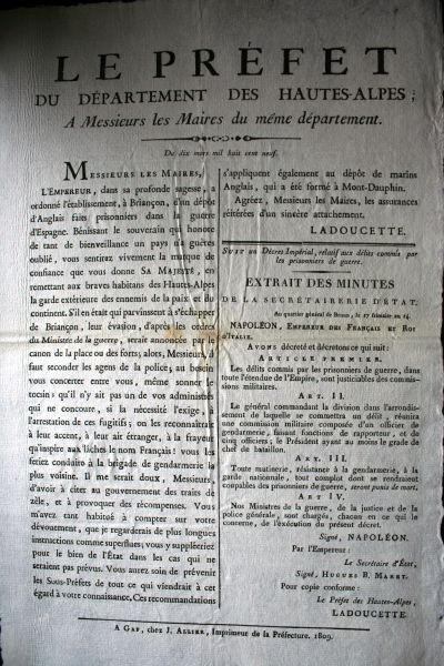 Affiche mentionnant la présence de prisonniers anglais à Briancon a.m.Briançon
